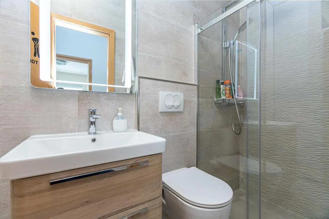 Apartment Relax Whit Big Terrace 170M2 Near The Beach سبليت كرواتيا