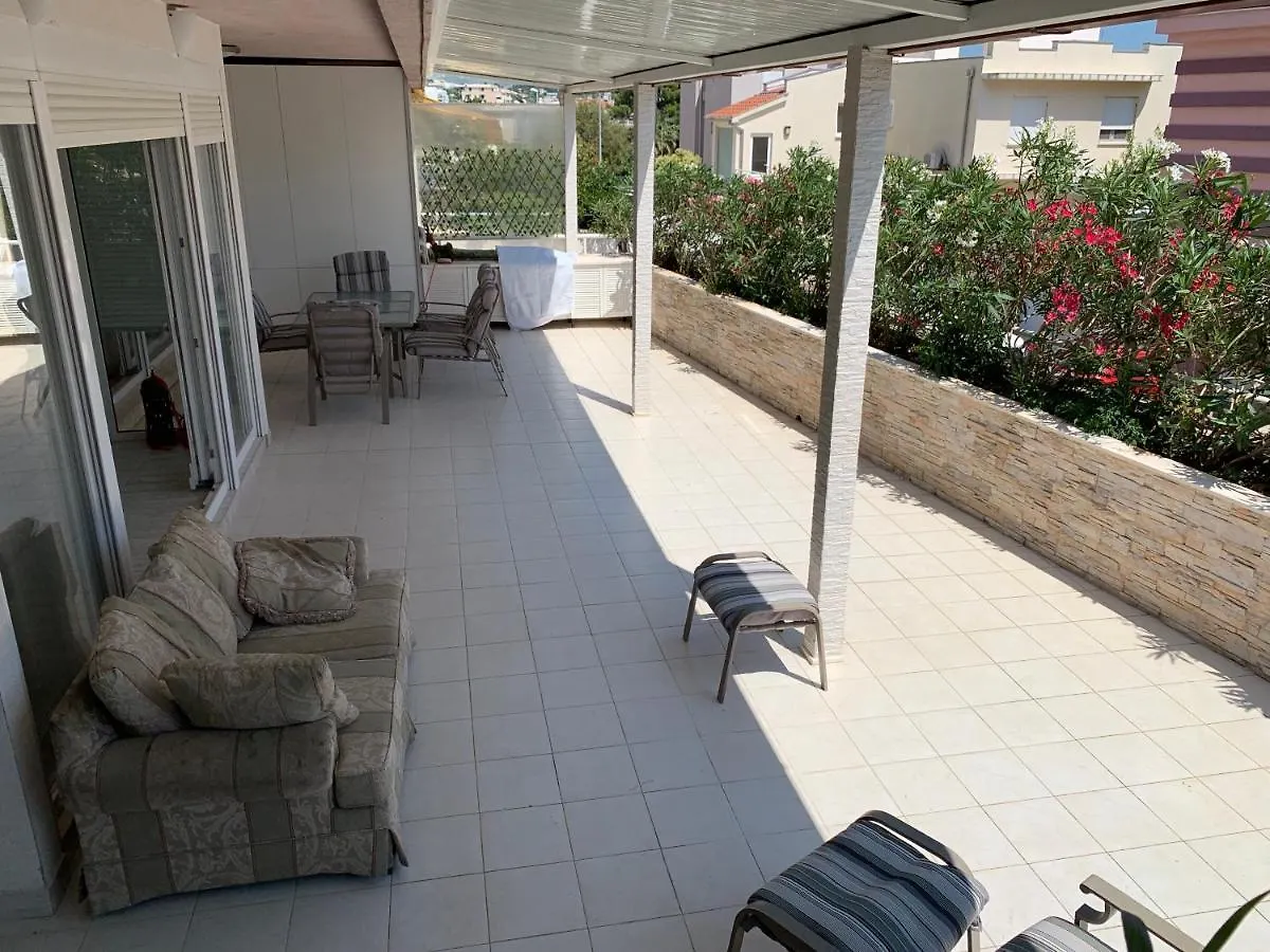 Apartment Relax Whit Big Terrace 170M2 Near The Beach Split Croatia