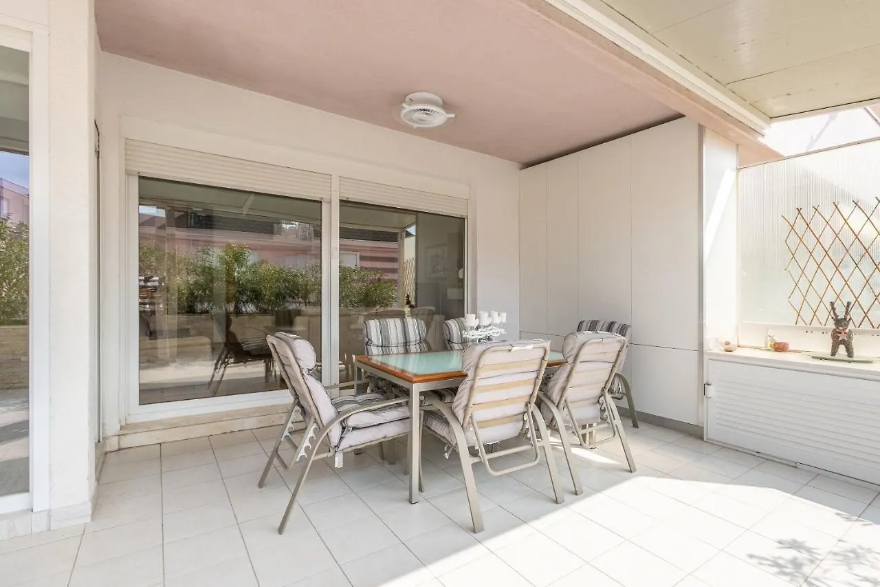 Apartment Relax Whit Big Terrace 170M2 Near The Beach Split
